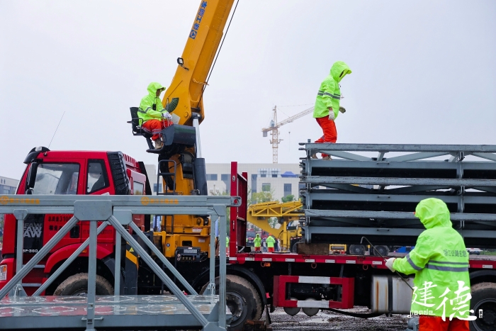 20分鐘一座應(yīng)急橋！徐工參與2024年省級(jí)公路與運(yùn)輸突發(fā)事件應(yīng)急演練