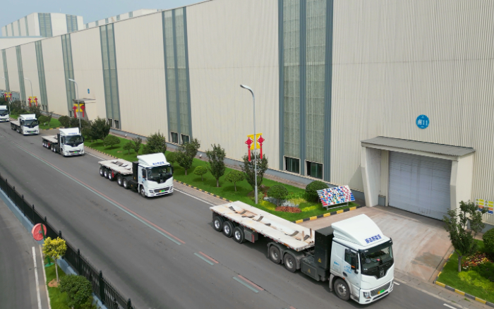 多次復(fù)購(gòu)！百臺(tái)徐工新能源牽引車交付河北邯鄲