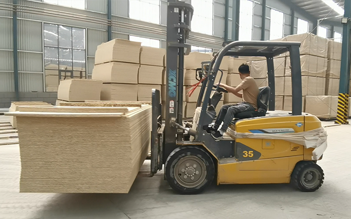 徐工鯤鵬，板材行業(yè)的強(qiáng)大助力