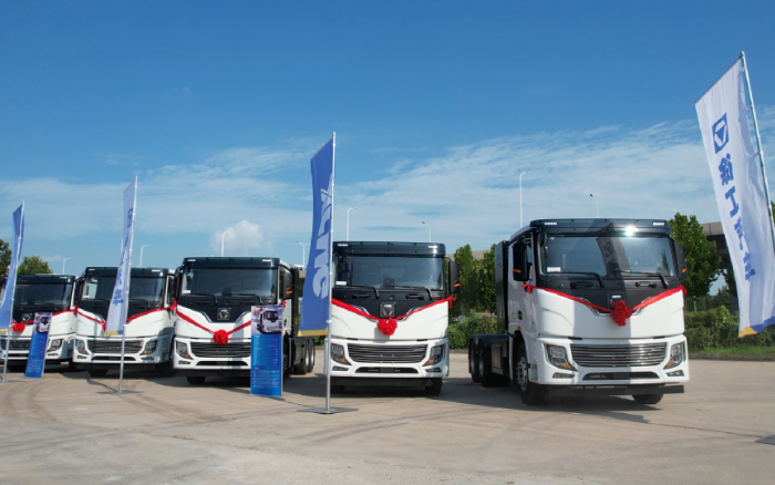 “零碳助手”再出發(fā)！徐工新能源成套化設(shè)備交付濟(jì)南