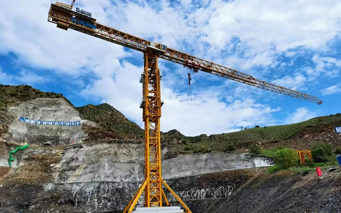 建個(gè)超大“充電寶”，徐工“鋼鐵巨人”正式上崗！