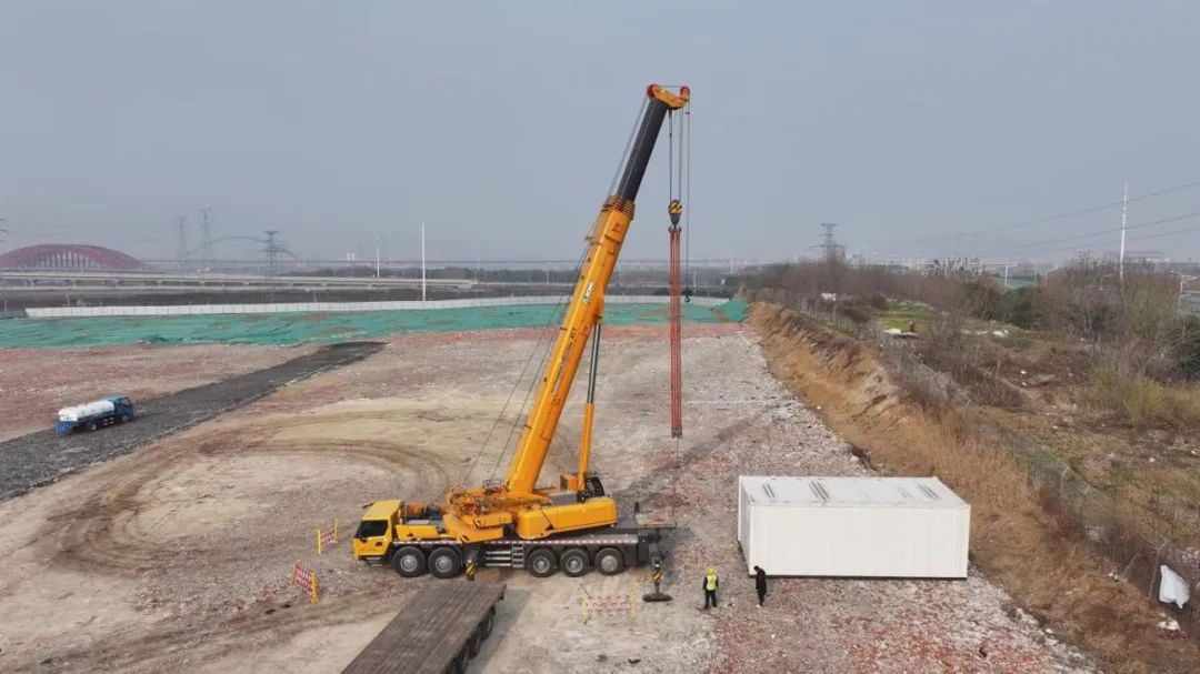 月出勤27天！徐工G2代XCT130G7-1省油又高效，18年吊裝機(jī)長(zhǎng)都贊！