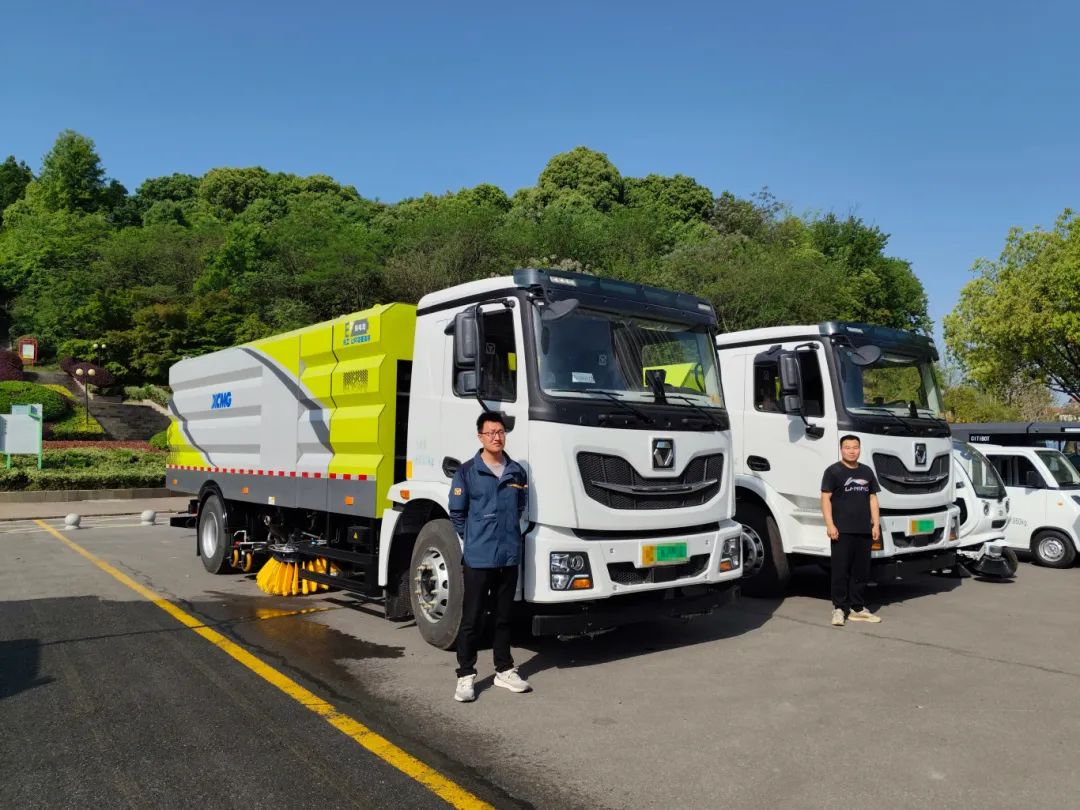 “綠”見安徽！徐工新能源產(chǎn)品亮相銅陵市道路清掃保潔現(xiàn)場會
