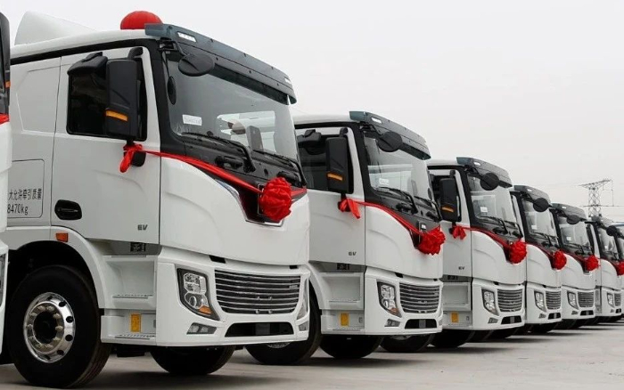 批量交付、千臺(tái)訂單！徐工新能源重卡“豫”見綠色未來(lái)