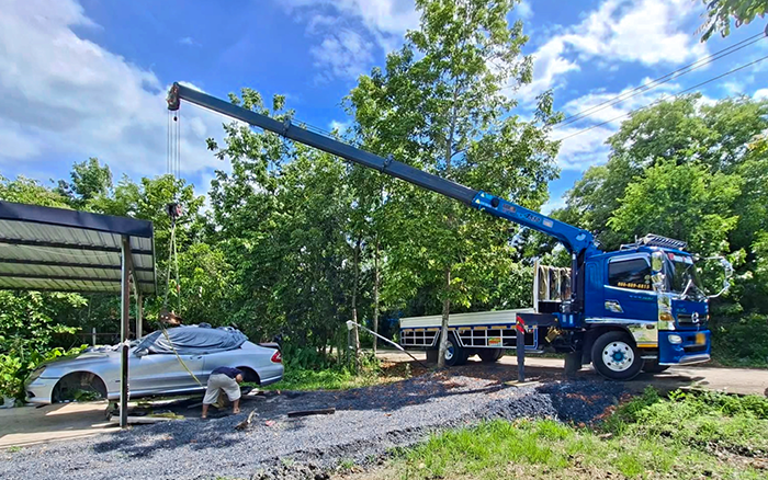 東南亞基建 “頂流”，徐工隨車吊高效穩(wěn)定安全圈粉無數(shù)