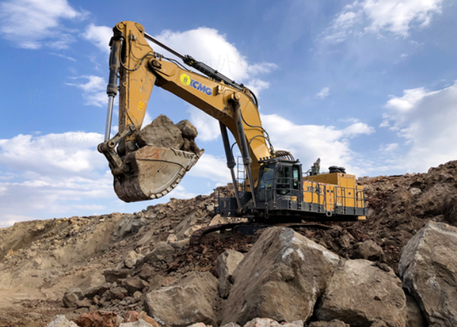 超級客戶再突破！徐工超大噸位礦用挖掘機(jī)征戰(zhàn)內(nèi)蒙