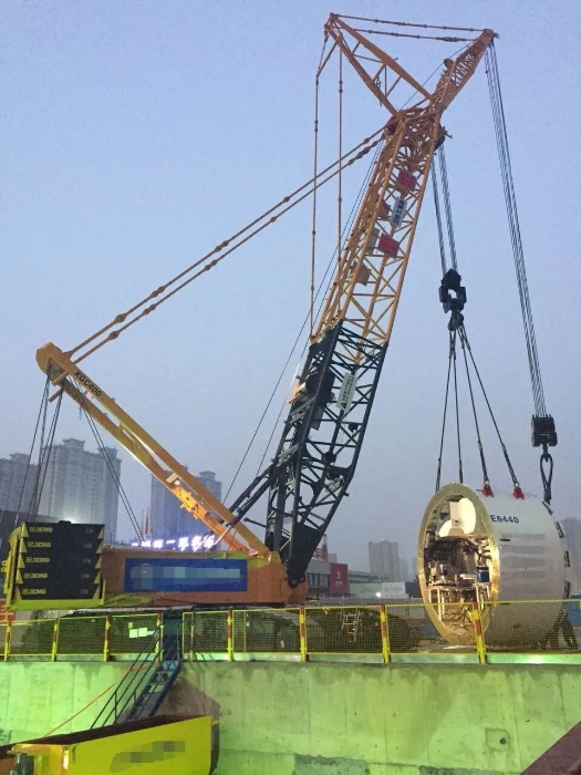 賦能軌交建設(shè)，徐工穩(wěn)穩(wěn)‘吊’打難題