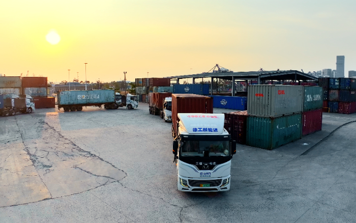 直擊三大痛點(diǎn)！徐工新能源重卡攜手客戶打造盈利生態(tài)