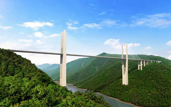 飛虹再起，徐工塔機(jī)助建黔東南第一高橋